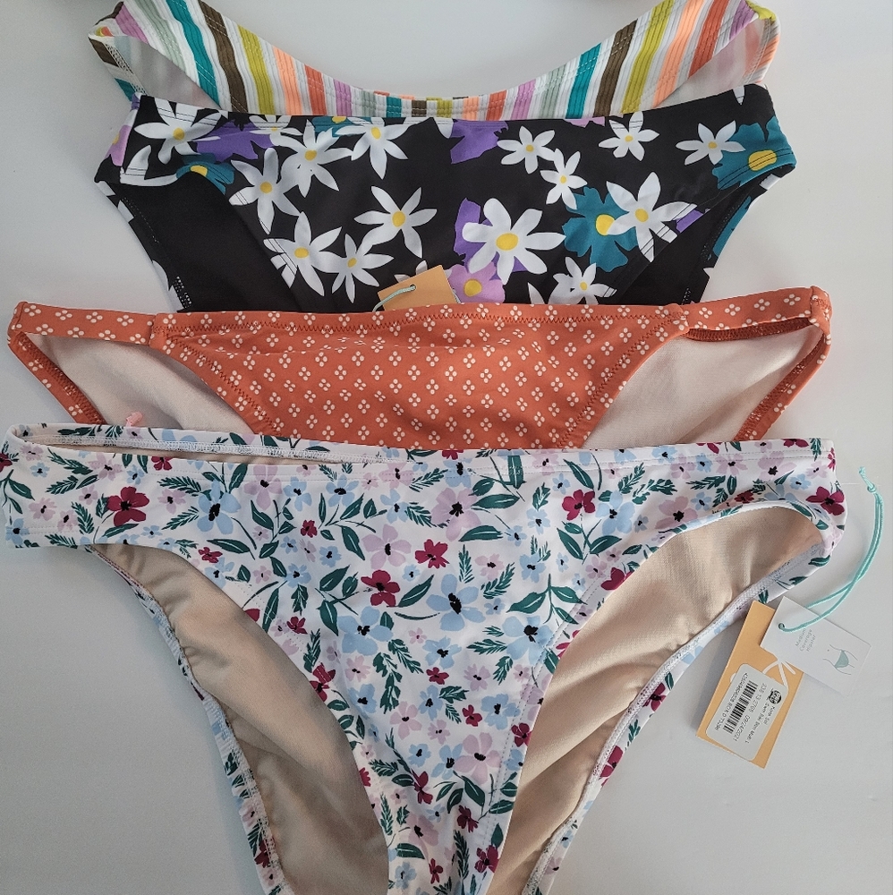 NWT 4 Bikini bottoms size L